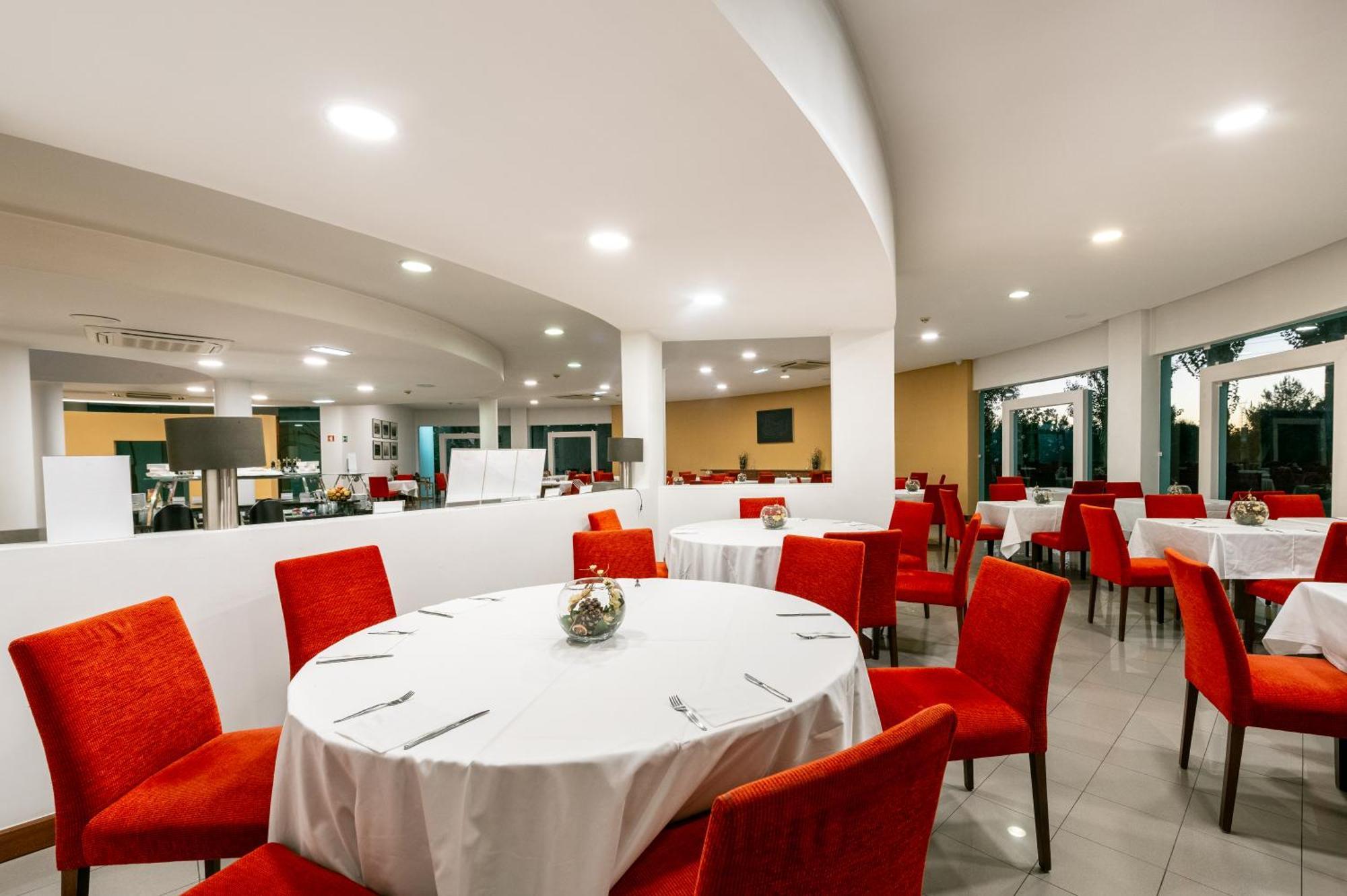 Leziria Parque Hotel วีลาฟรังกา เด ชีรา ภายนอก รูปภาพ